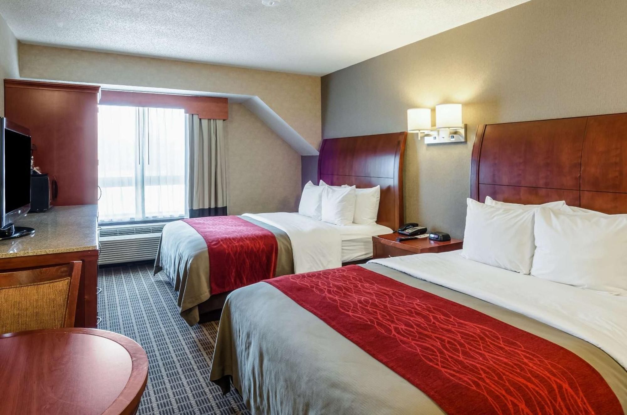 Comfort Inn & Suites West Springfield Extérieur photo
